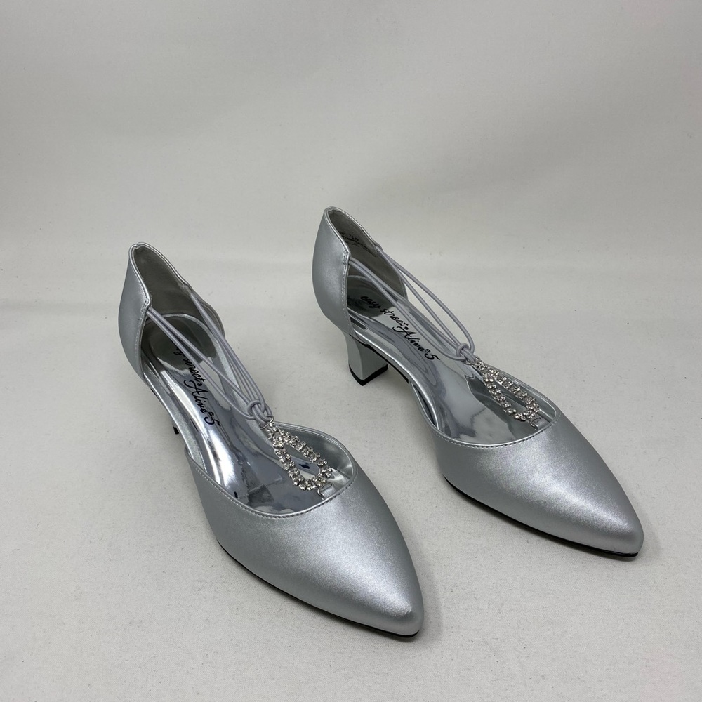 Easy Street Silver Moonlight Size 7.5